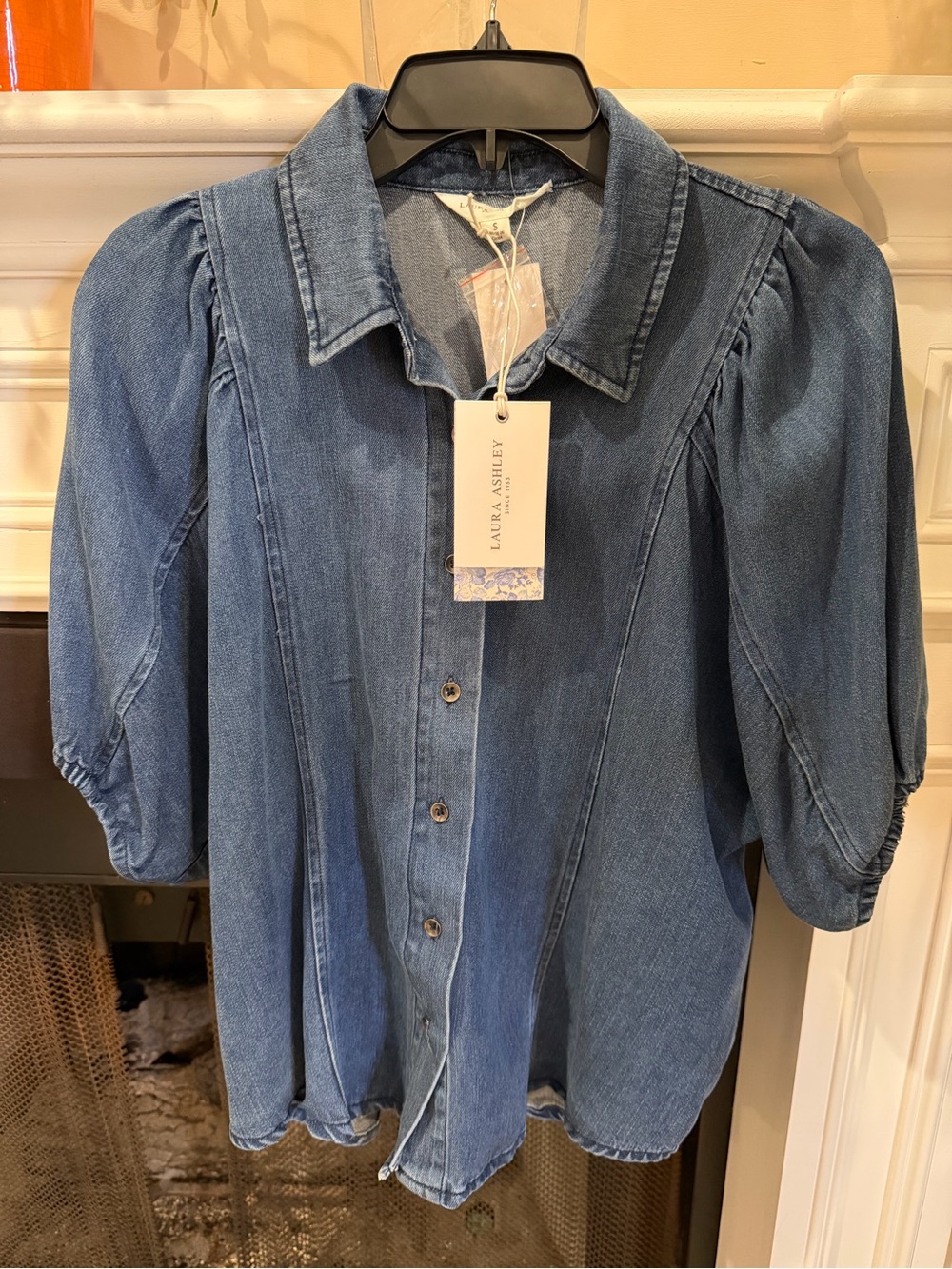 NWT Laura Ashley Puff Sleeve Denim Short Sleeve Boxy Blouse Small (Also Med/Lge)